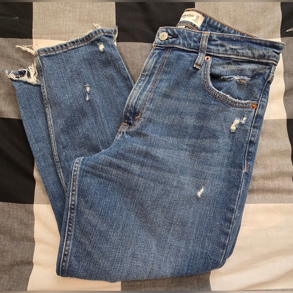 Abercrombie Mom Jeans